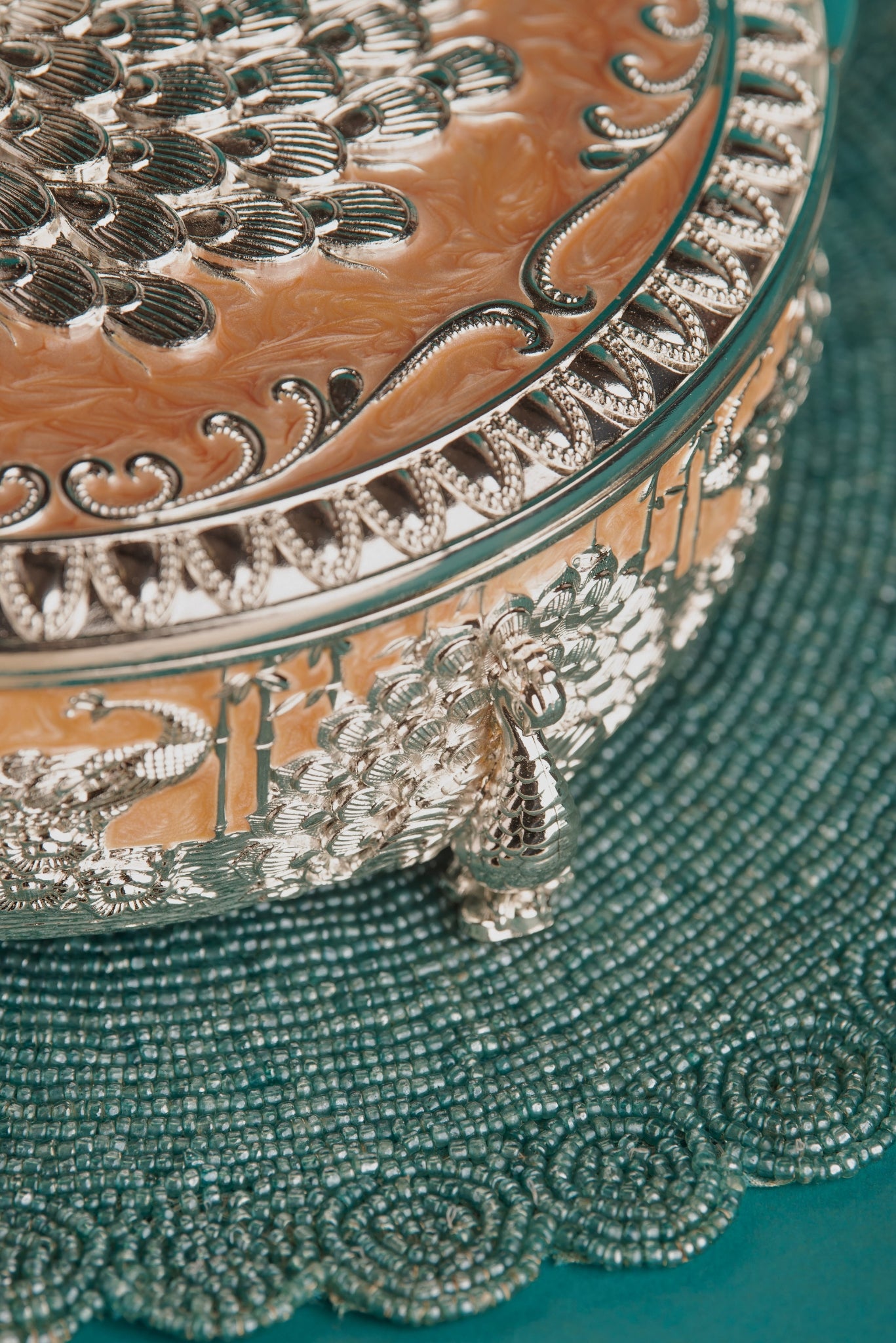 Peacock Round Dryfruit Box – Peach Finish