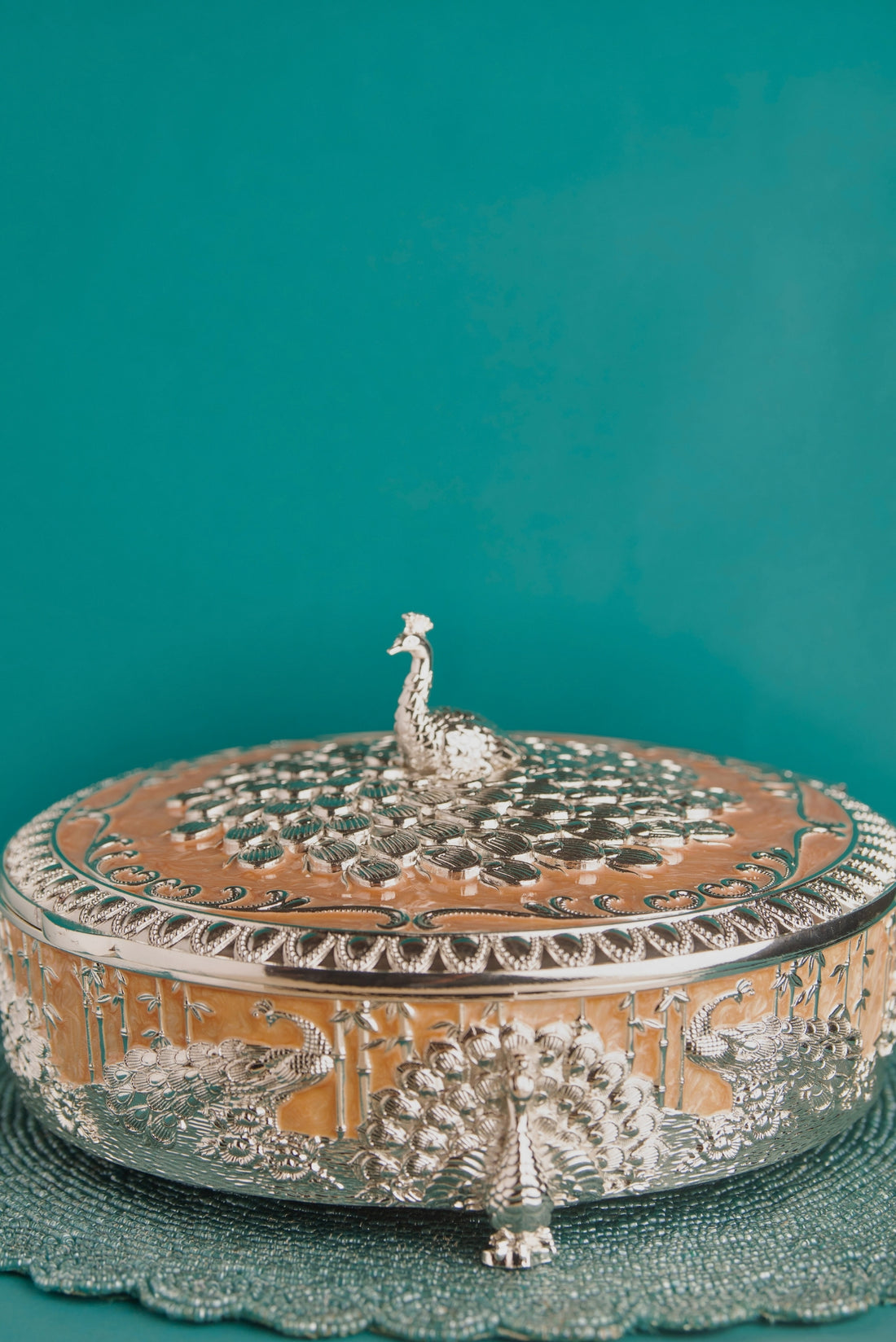 Peacock Round Dryfruit Box – Peach Finish