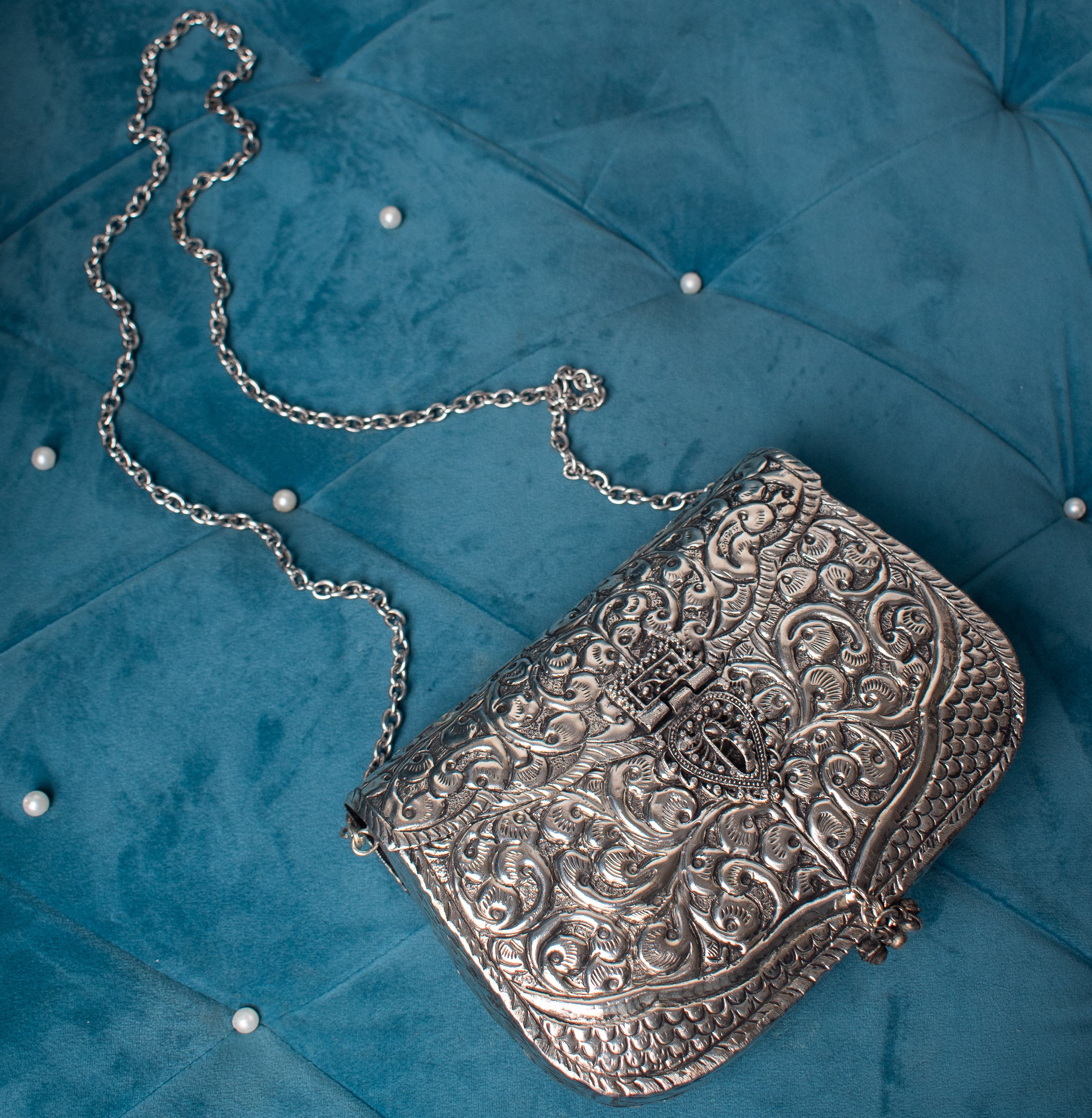 Pure Handcrafted Antique Silver Metal Clutch Bag